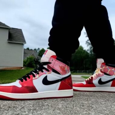 Introducing the Air Jordan 1 Mid OG Chicago Kids Shoes: Style, Performance, and Support